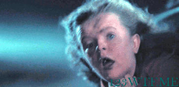 hereditary-28-gif-charlie-loses-her-mind-wtf-watch-the-film-saint-pauly